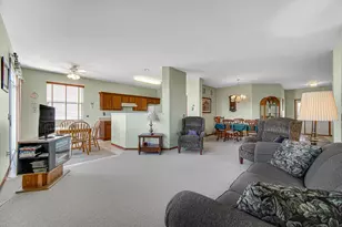 1564 Benzie Cir, Romeoville, IL 60446 - Photo 8