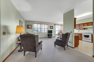 1564 Benzie Cir, Romeoville, IL 60446 - Photo 6