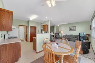 1564 Benzie Cir, Romeoville, IL 60446 - Photo 10