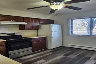 7715 Woodward Ave, Woodridge, IL 60517 - Photo 2