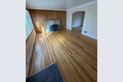 5363 N Latrobe Avenue, Chicago, IL 60630 - Photo 2