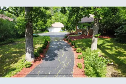 2325 Shady Lane, Highland Park, IL 60035 - Photo 2