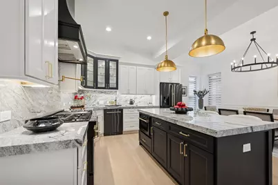 515 E Oakwood Boulevard, Chicago, IL 60653 - Photo 18