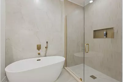 515 E Oakwood Boulevard, Chicago, IL 60653 - Photo 36