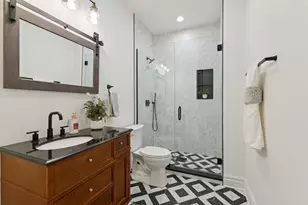 515 E Oakwood Blvd, Chicago, IL 60653 - Photo 32