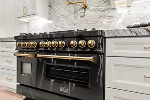 515 E Oakwood Blvd, Chicago, IL 60653 - Photo 26