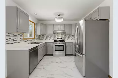 130 Fox Chase Drive S, Oswego, IL 60543 - Photo 14