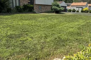 2900 175th St, Hazel Crest, IL 60429 - Photo 2