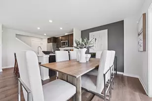 3552 Richardson Cir, Yorkville, IL 60560 - Photo 6