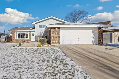 16538 Parliament Avenue, Tinley Park, IL 60477 - Photo 1