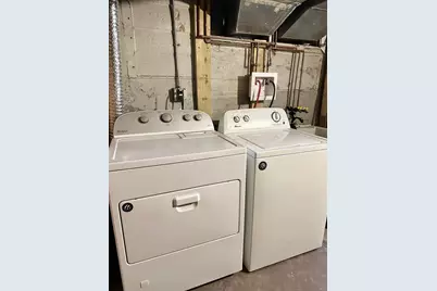 858 Clay Street, Woodstock, IL 60098 - Photo 16