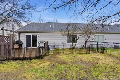 2468 Roxbury Lane, Montgomery, IL 60538 - Photo 18