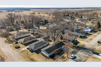 309 W School Street, Plano, IL 60545 - Photo 32