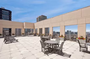 2 E Erie St, Chicago, IL 60611 - Photo 22