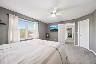 340 Windsor Dr, Bartlett, IL 60103 - Photo 24