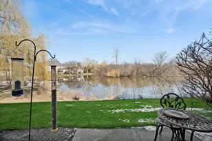 221 Ainsley Dr, West Chicago, IL 60185 - Photo 18