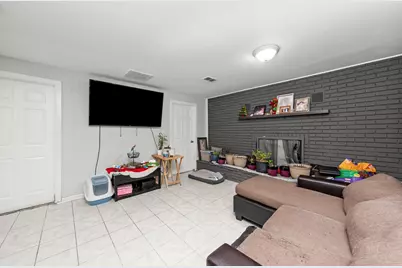 298 Merrill Avenue, Calumet City, IL 60409 - Photo 6