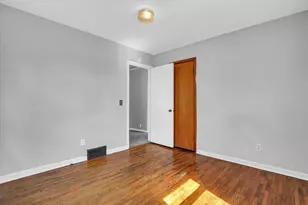 341 W Spruce St, Paxton, IL 60957 - Photo 22