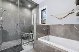 1355 W Winnemac Ave, Chicago, IL 60640 - Photo 18