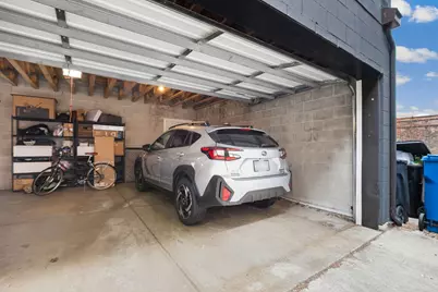 1355 W Winnemac Avenue #3, Chicago, IL 60640 - Photo 32