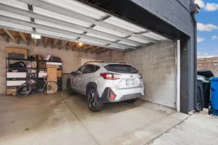 1355 W Winnemac Ave, Chicago, IL 60640 - Photo 32