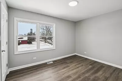 3403 Fountainbleau Drive, Hazel Crest, IL 60429 - Photo 14