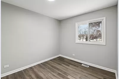 3403 Fountainbleau Drive, Hazel Crest, IL 60429 - Photo 16