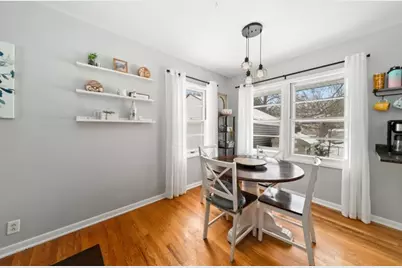 228 W Taylor Street, Dekalb, IL 60115 - Photo 6