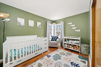 228 W Taylor Street, Dekalb, IL 60115 - Photo 16