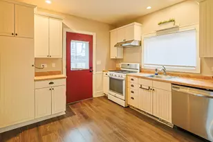 453 Orchard St, Elgin, IL 60123 - Photo 12