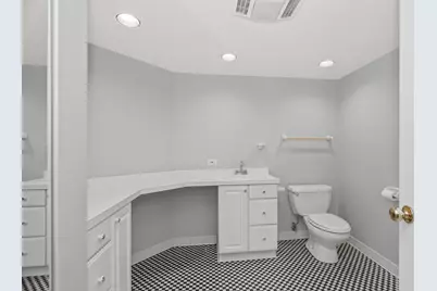 732 S Kenilworth Avenue, Oak Park, IL 60304 - Photo 24