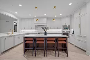 1955 Amberley Ct, Lake Forest, IL 60045 - Photo 10