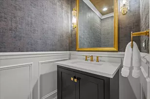 1955 Amberley Ct, Lake Forest, IL 60045 - Photo 30