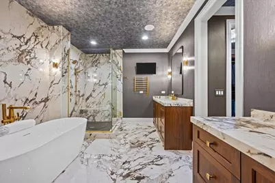 1955 Amberley Court, Lake Forest, IL 60045 - Photo 24