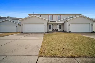 2719 Gill St, Bloomington, IL 61704 - Photo 16