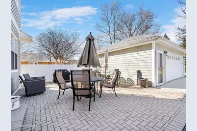 1607 E Indiana Street, Wheaton, IL 60187 - Photo 28