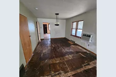 422 Garfield Avenue, Calumet City, IL 60409 - Photo 6