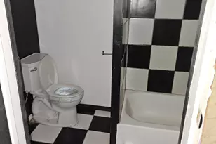 422 Garfield Ave, Calumet City, IL 60409 - Photo 12