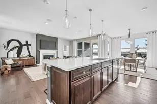 3252 Oak Creek Ln, Aurora, IL 60503 - Photo 4