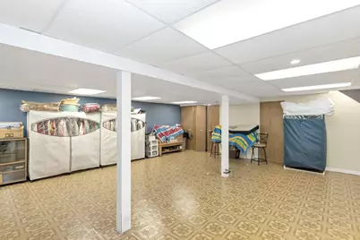 2013 Briar Hill Drive W, Schaumburg, IL 60194 - Photo 34