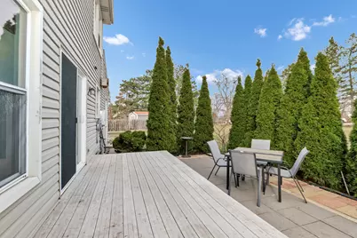 2013 Briar Hill Drive W, Schaumburg, IL 60194 - Photo 4