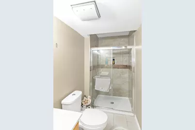 2013 Briar Hill Drive W, Schaumburg, IL 60194 - Photo 18