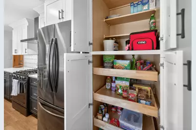 1009 Meadow Lane, Elgin, IL 60123 - Photo 18