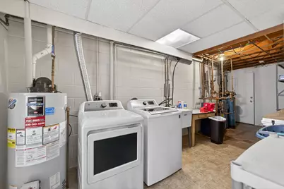 1009 Meadow Lane, Elgin, IL 60123 - Photo 40