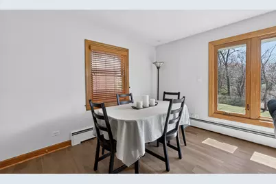 1009 Meadow Lane, Elgin, IL 60123 - Photo 12