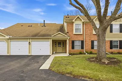 132 Wolcott Court #M1, Schaumburg, IL 60193 - Photo 1