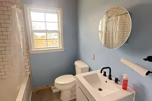 818 S Church St, Carmi, IL 62821 - Photo 16