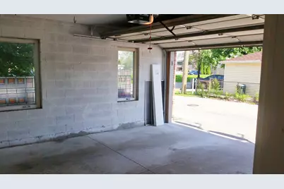 3864 Wehrman Avenue #3864, Schiller Park, IL 60176 - Photo 2