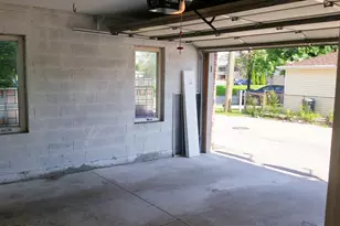 3864 Wehrman Ave, Schiller Park, IL 60176 - Photo 2