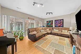 3864 Wehrman Ave, Schiller Park, IL 60176 - Photo 4